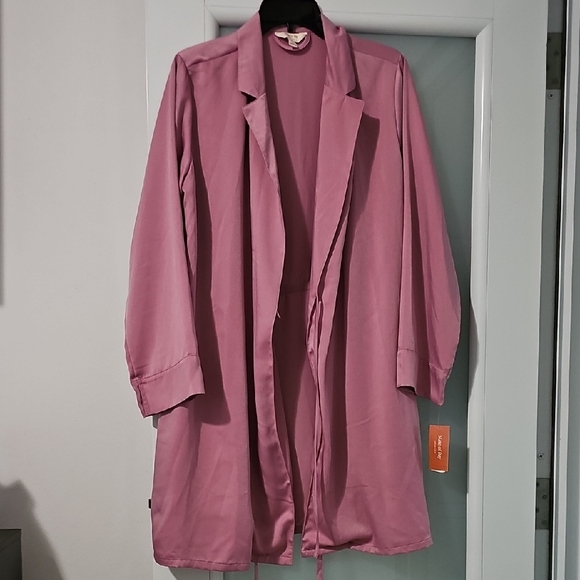 Pink Women's Robe - Picture 2 of 2